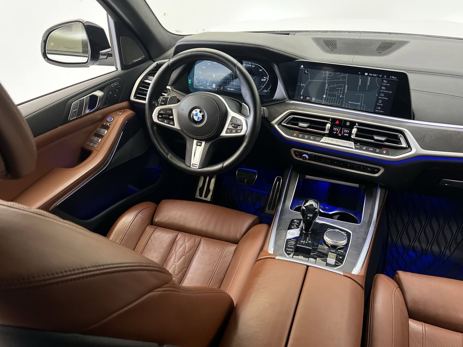 Used 2022 BMW X7 M50i image 33