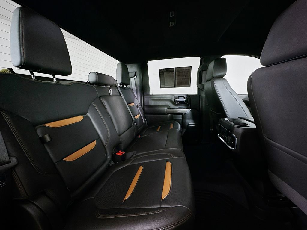 Used 2022 GMC Sierra 2500 AT4 image 11