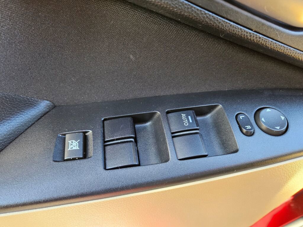 Used 2010 MAZDA MAZDA3 i Touring image 14