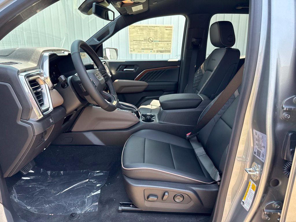 New 2026 GMC Canyon Denali AWD/4WD image 13