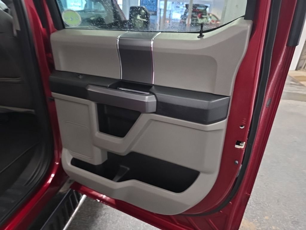 Used 2019 Ford F150 XLT w/ Equipment Group 302A Luxury image 31