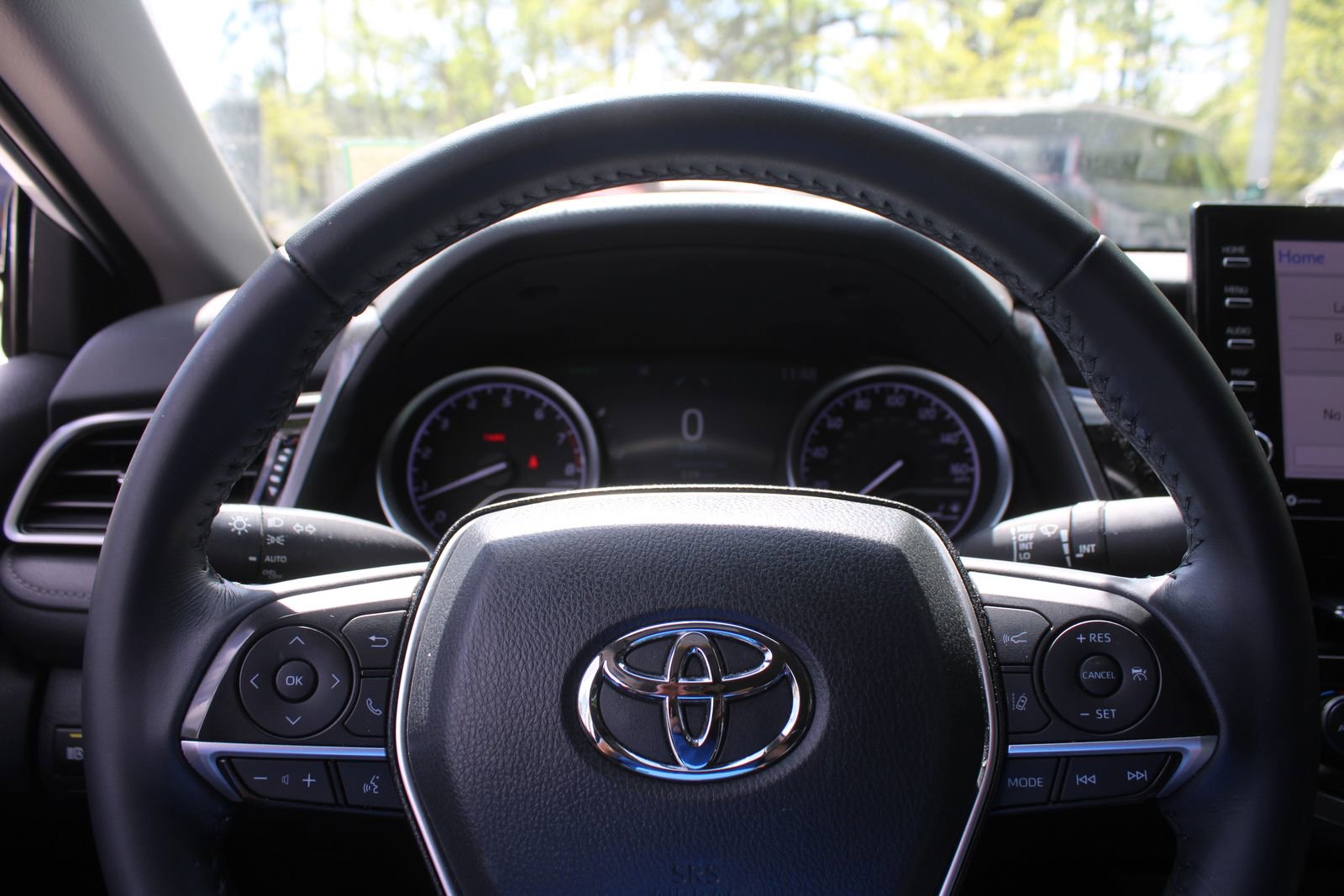 Used 2023 Toyota Camry XLE image 25