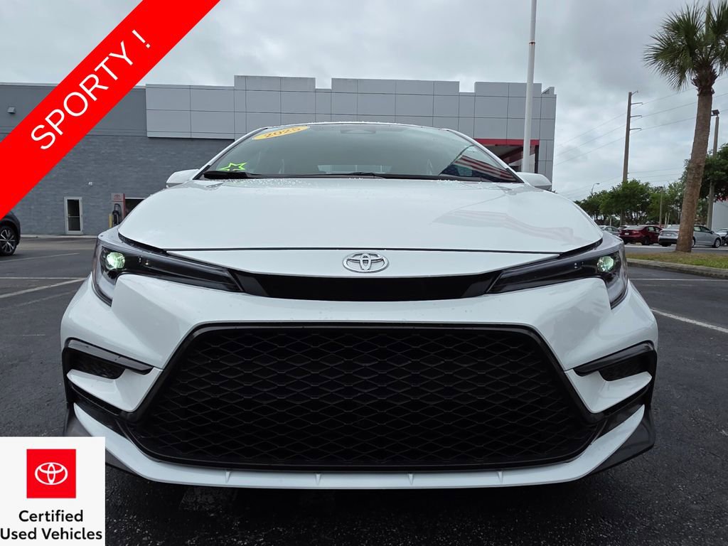 Certified 2025 Toyota Corolla SE w/ Convenience Package image 2