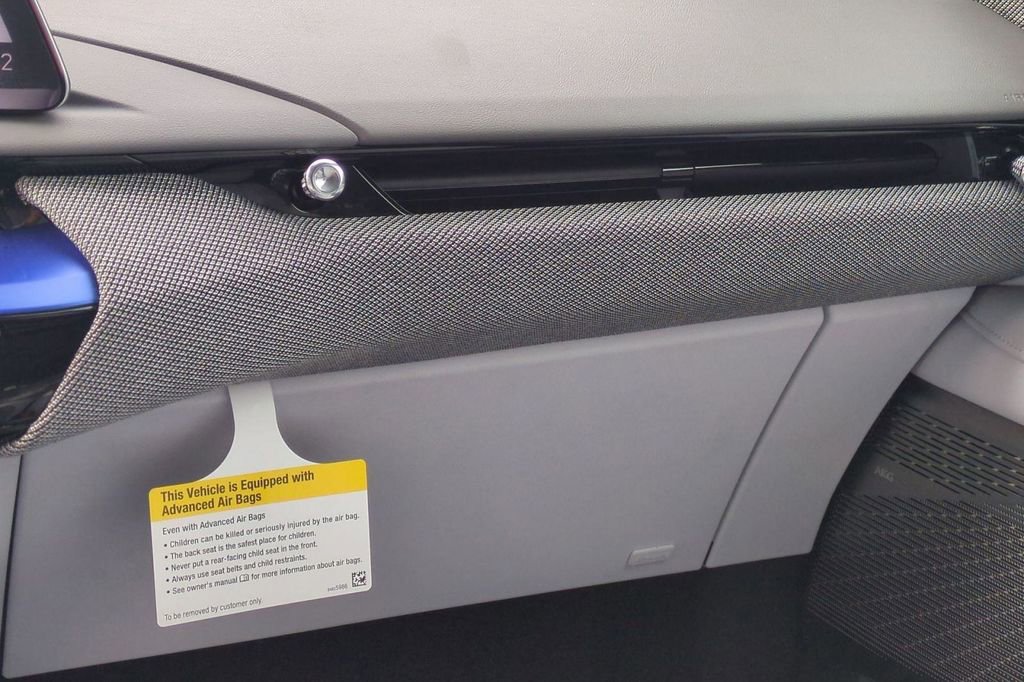 New 2026 Cadillac Optiq Sport 1 image 20