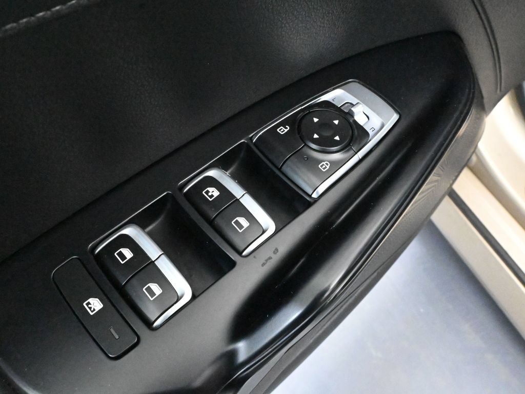 Used 2021 Kia K5 LXS AWD/4WD image 15