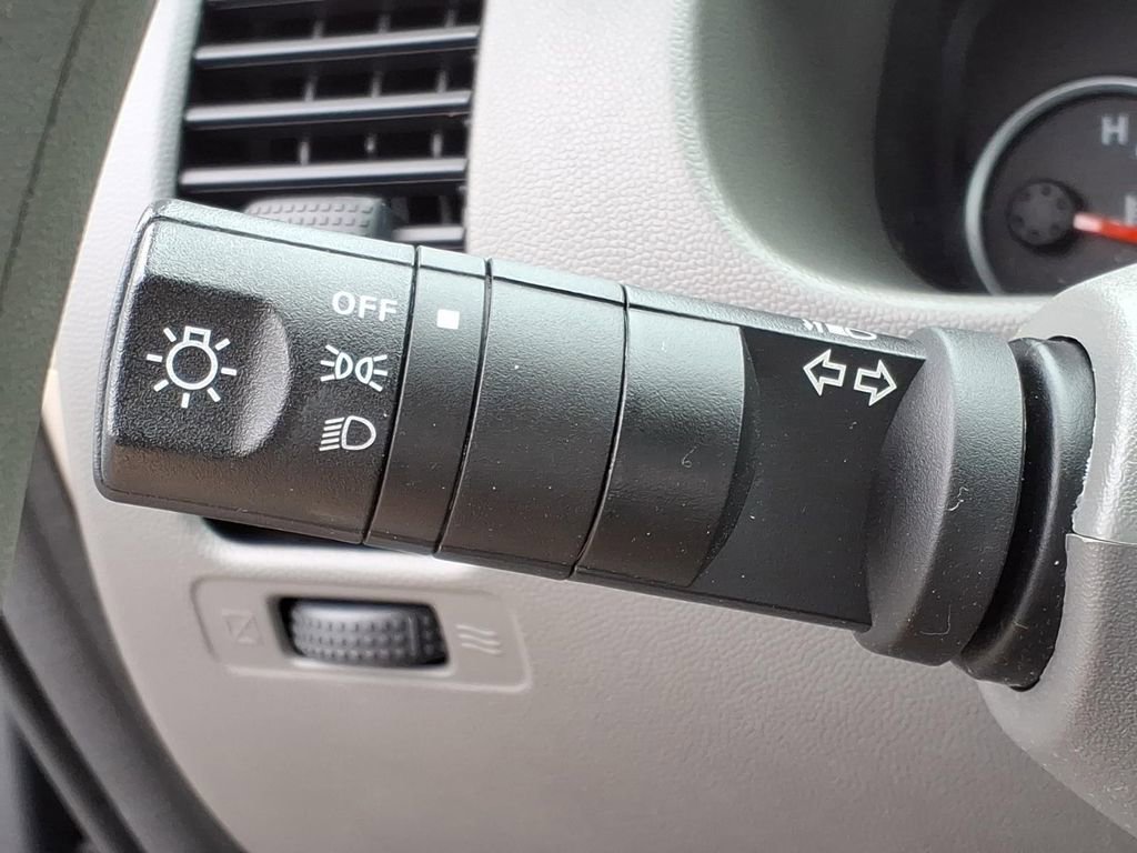 Used 2019 Nissan Frontier SV AWD/4WD image 26