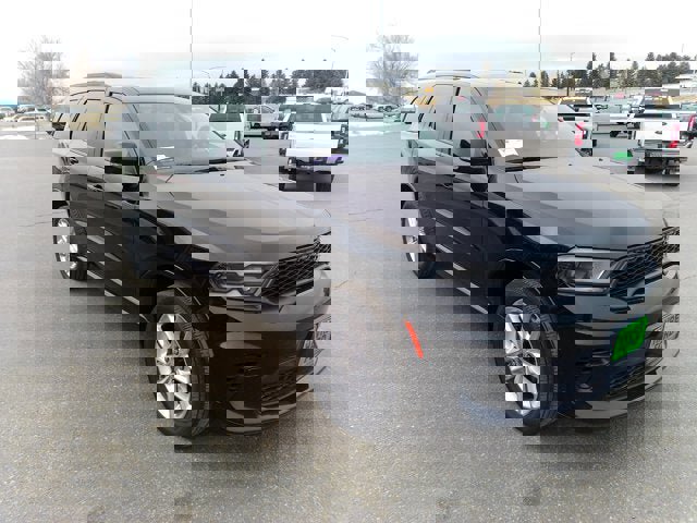 Used 2024 Dodge Durango GT image 1