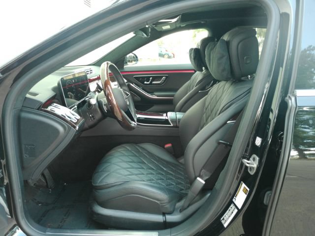 Used 2024 Mercedes-Benz S 580e 4MATIC Sedan image 16