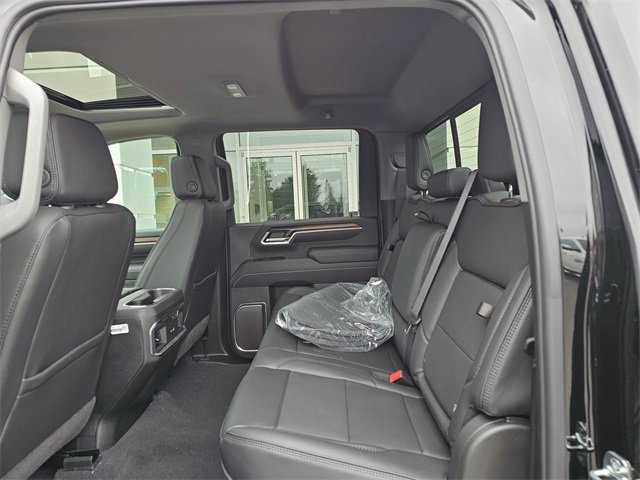 New 2025 GMC Sierra 3500 Denali w/ Denali Reserve Package image 18