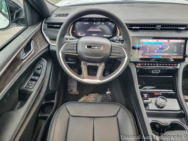 New 2026 Jeep Grand Cherokee L Limited AWD/4WD image 14
