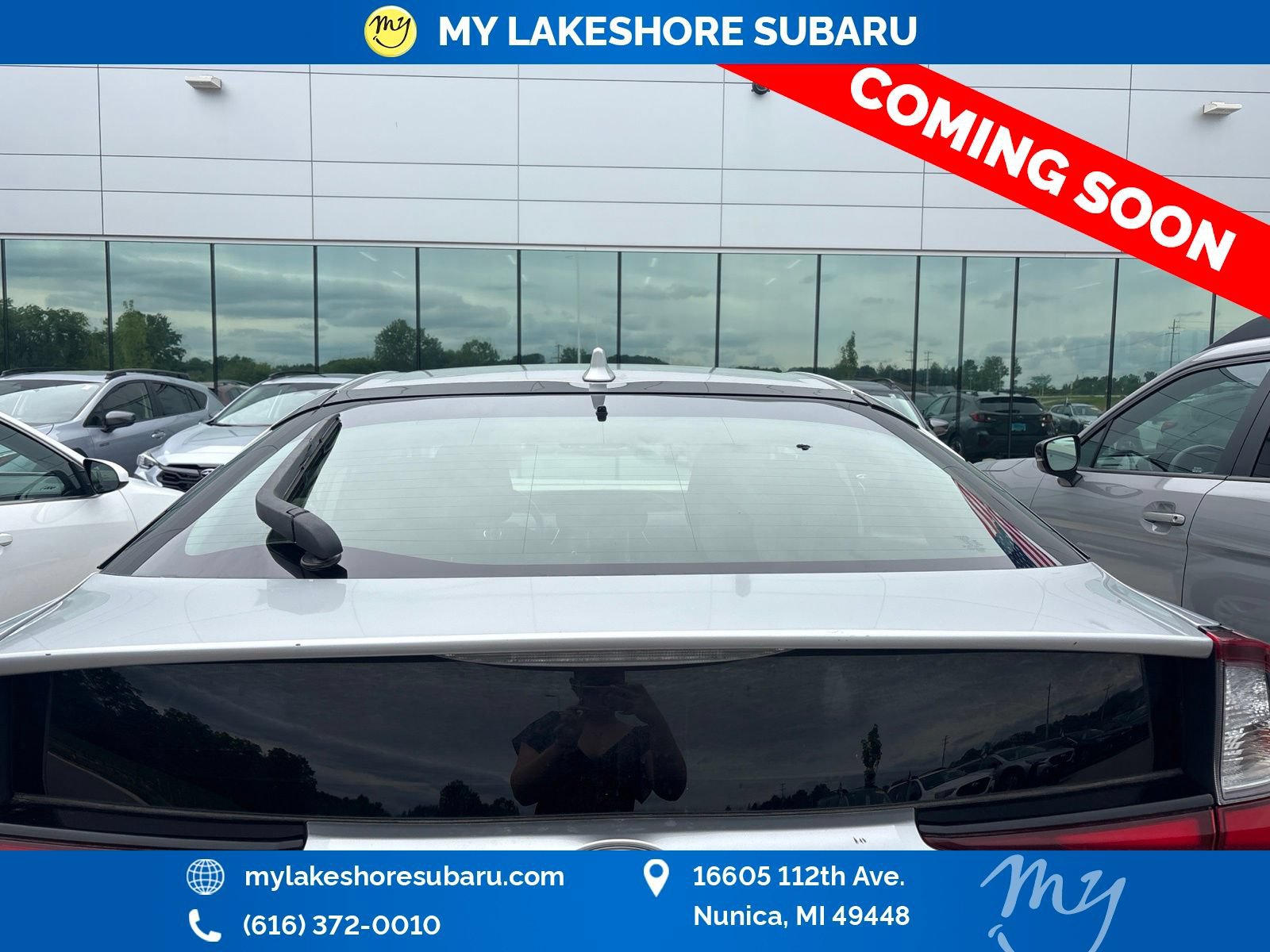 Used 2020 Toyota Prius LE FWD image 6