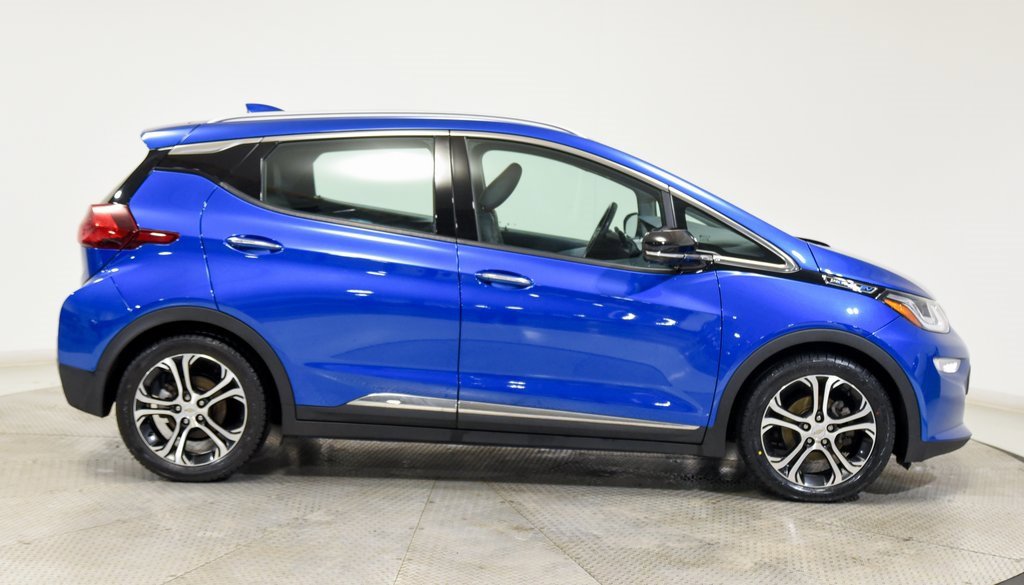 Used 2019 Chevrolet Bolt Premier w/ Infotainment Package image 12
