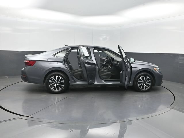 Used 2023 Volkswagen Jetta S FWD image 31