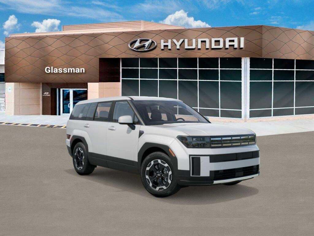New 2027 Hyundai Santa Fe SE FWD image 2
