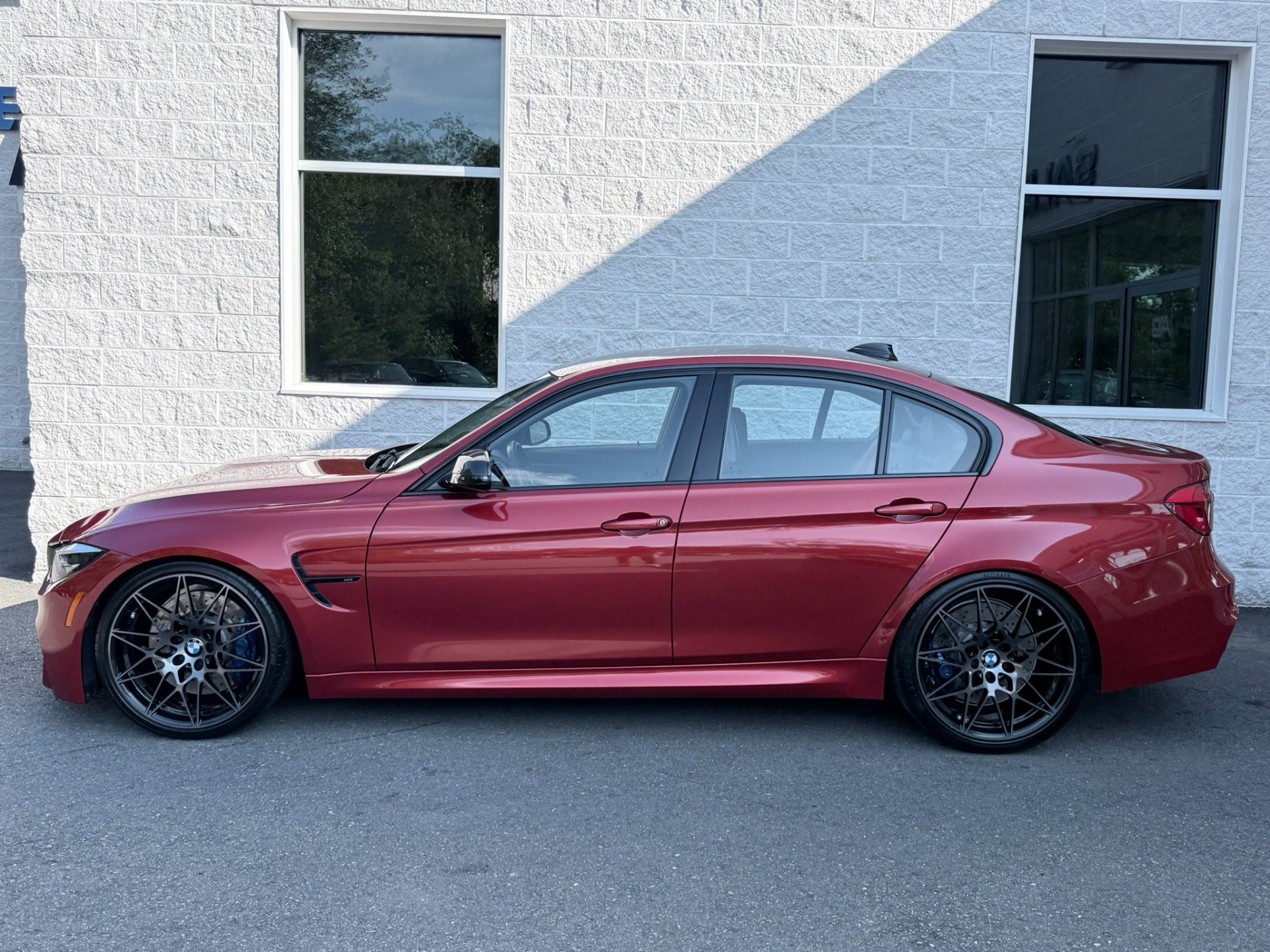 Used 2016 BMW M3 RWD image 3