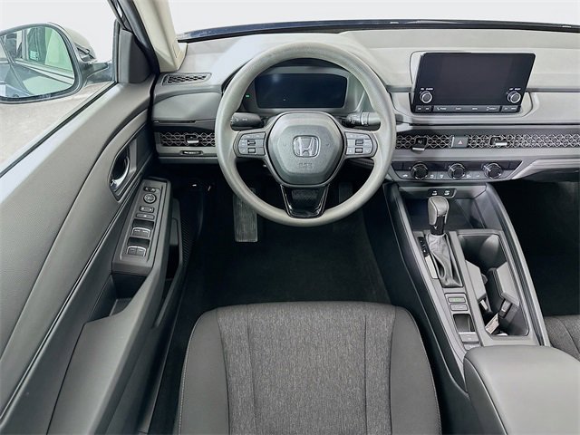 Certified 2025 Honda Accord SE image 3
