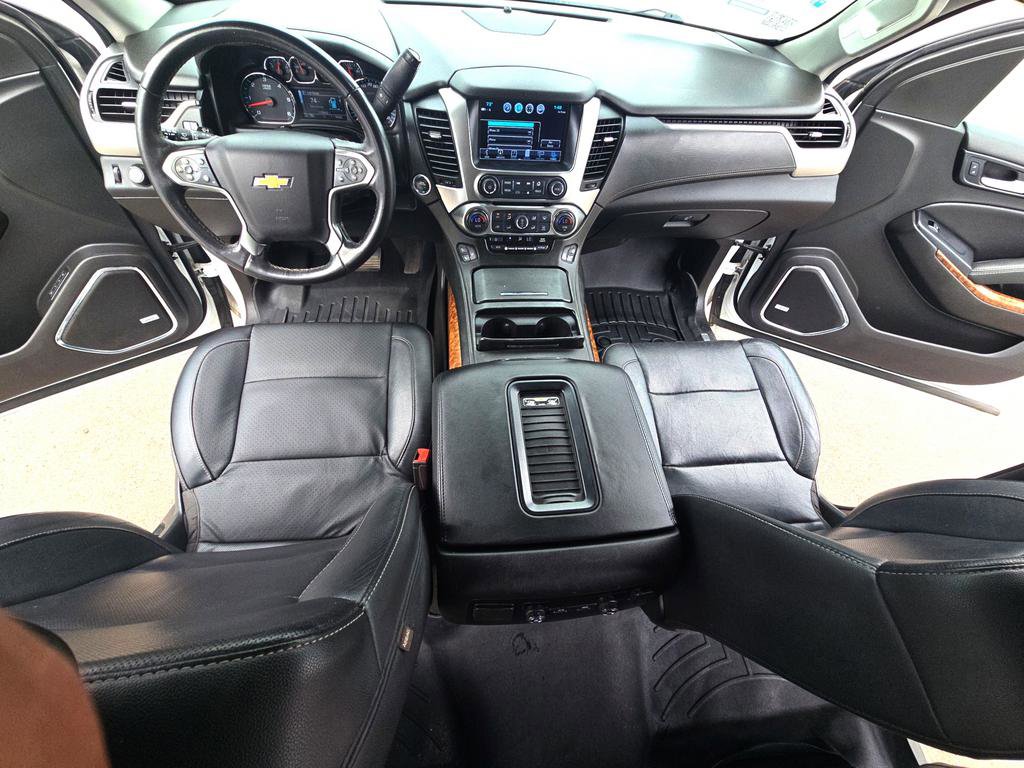 Used 2018 Chevrolet Suburban Premier image 16
