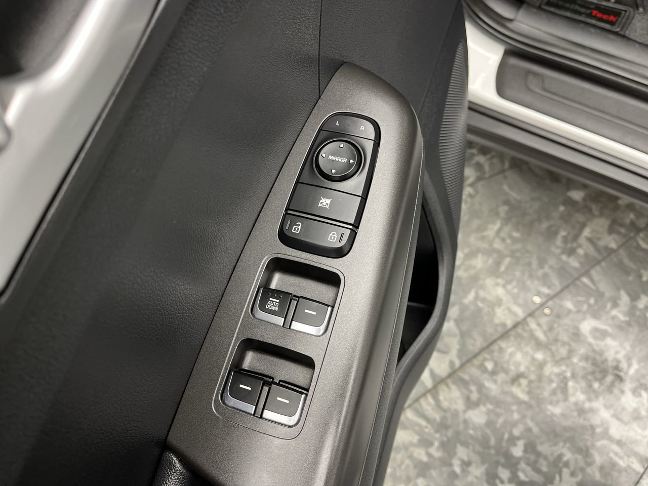 Used 2018 Kia Sportage LX AWD/4WD image 7