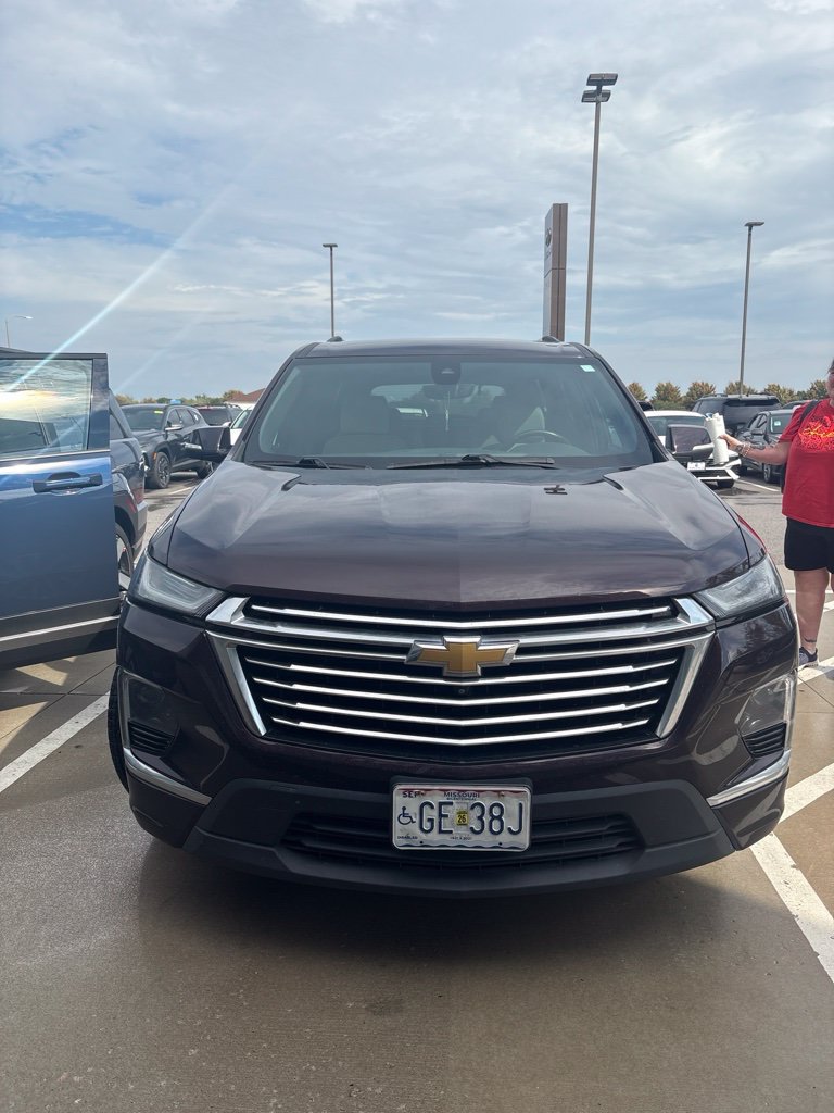 Used 2022 Chevrolet Traverse Premier w/ LPO, Floor Liner Package AWD/4WD image 5