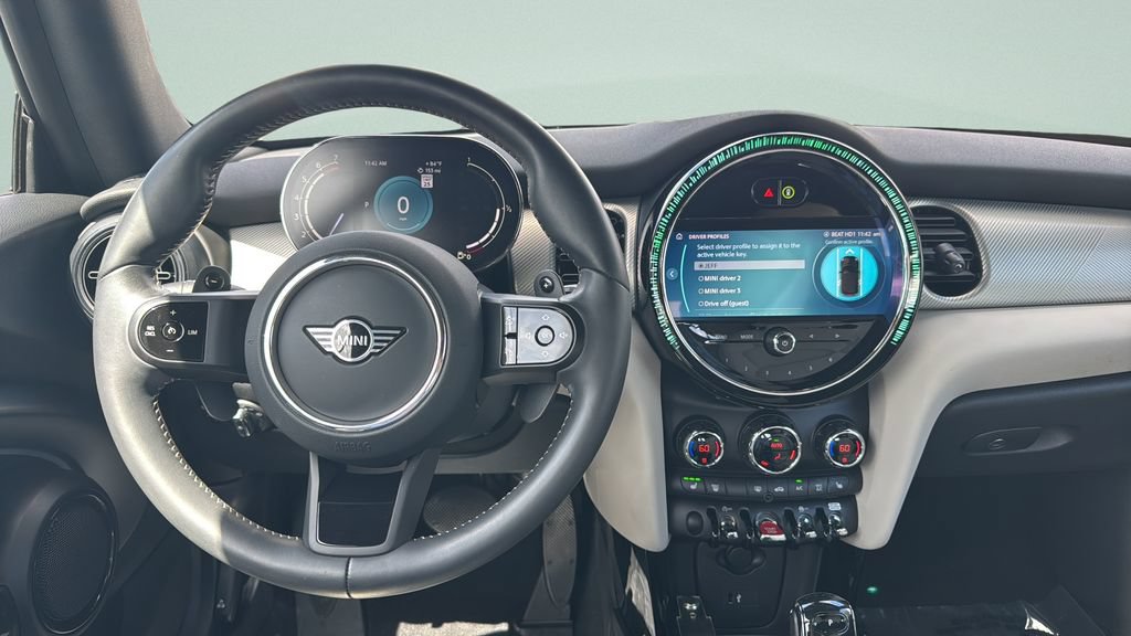 Used 2024 MINI Cooper S w/ Signature Upholstery Package FWD image 12