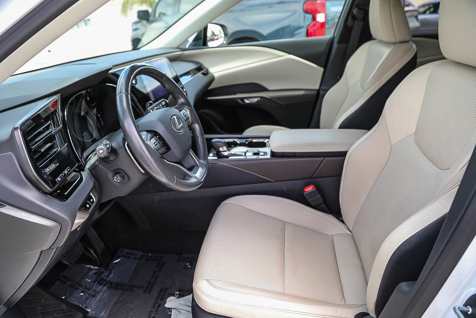 Used 2023 Lexus RX 350 FWD w/ Cold Area Package image 17