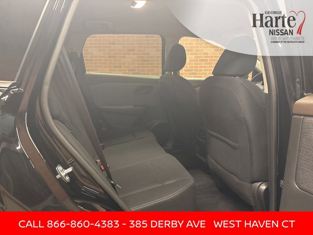 Certified 2023 Nissan Rogue S image 28