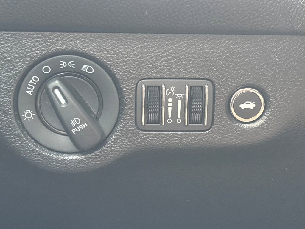 Used 2022 Dodge Challenger SXT w/ Blacktop Package image 23