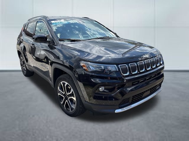 Used 2022 Jeep Compass Limited AWD/4WD image 5
