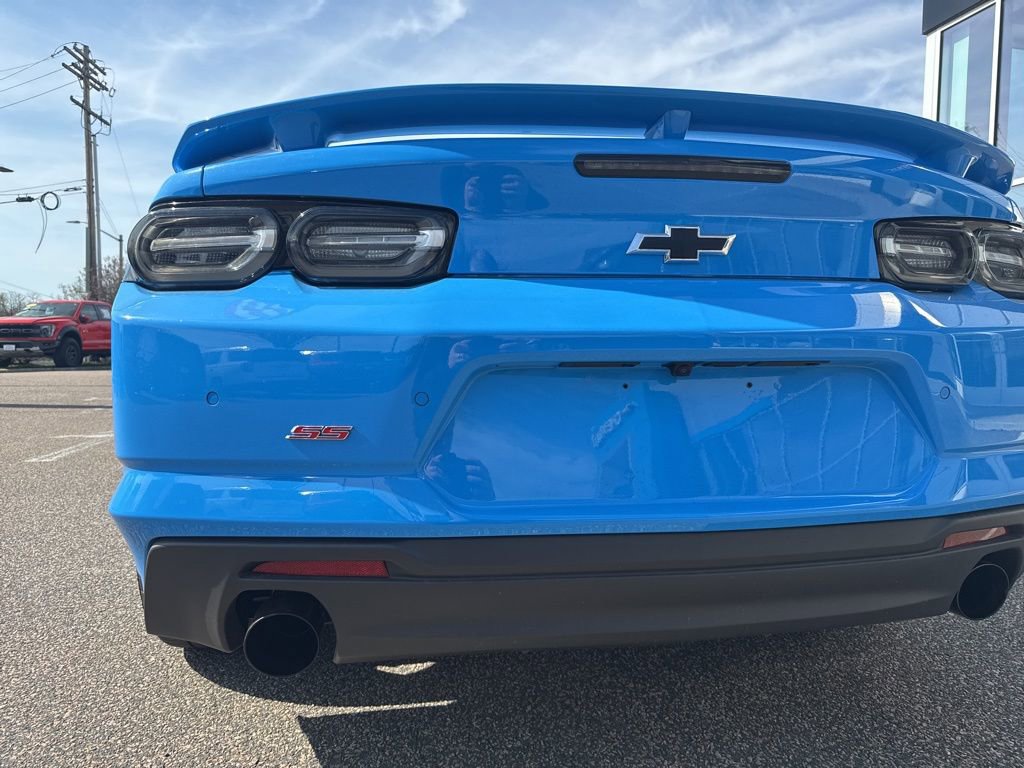 Used 2022 Chevrolet Camaro SS image 11