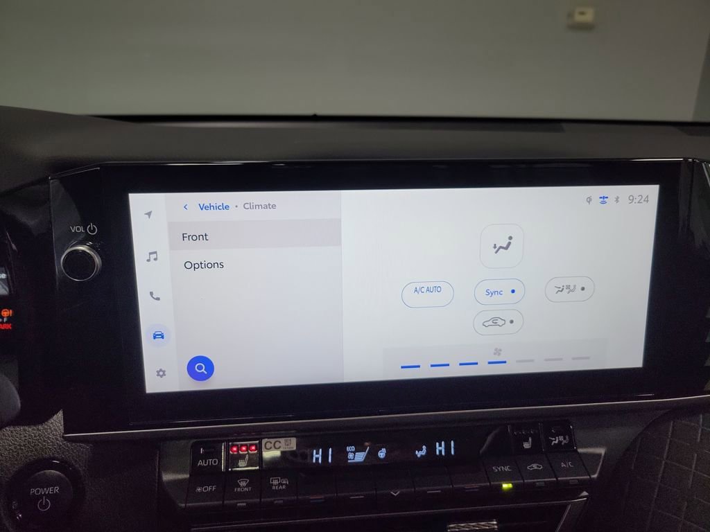 Used 2025 Toyota Camry XLE image 16