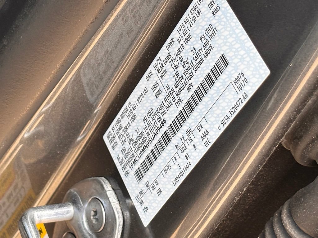 Used 2025 Ford Escape ST-Line FWD image 28