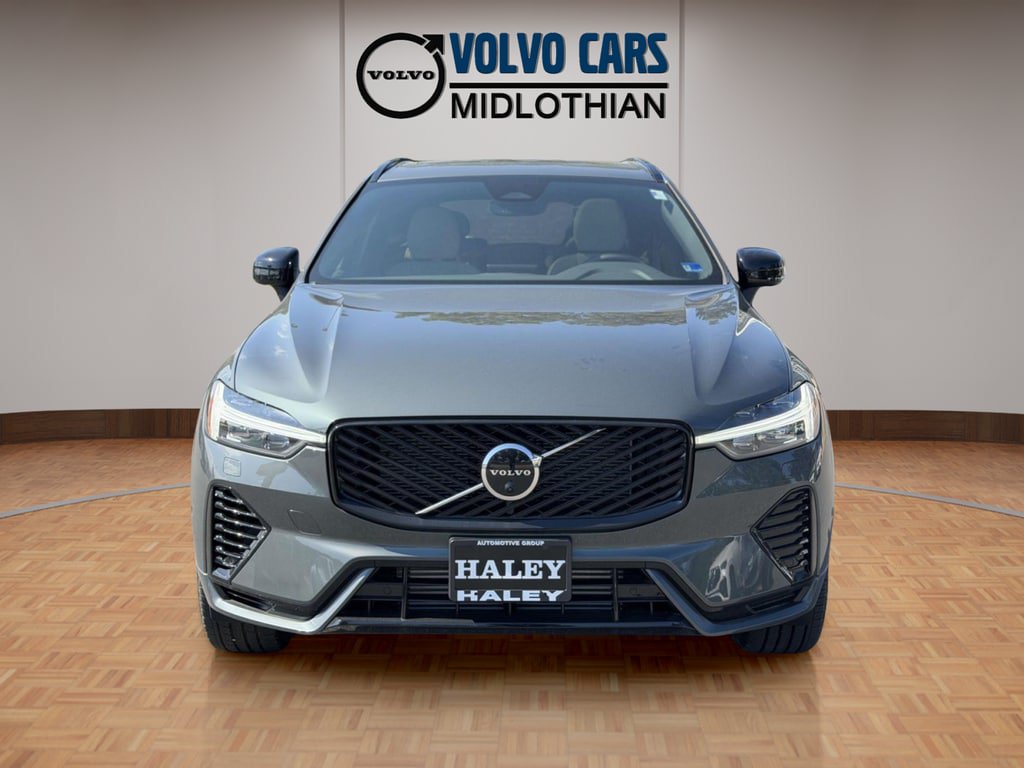 New 2026 Volvo XC60 T8 Plus w/ Protection Package Premier AWD/4WD image 24