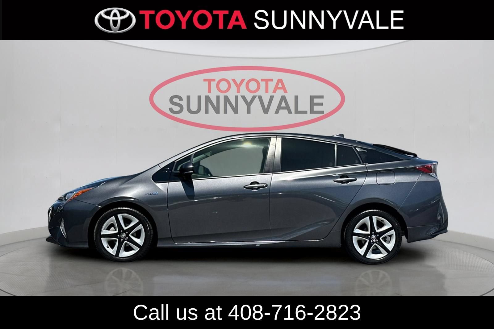 Used 2016 Toyota Prius Three Touring FWD image 6