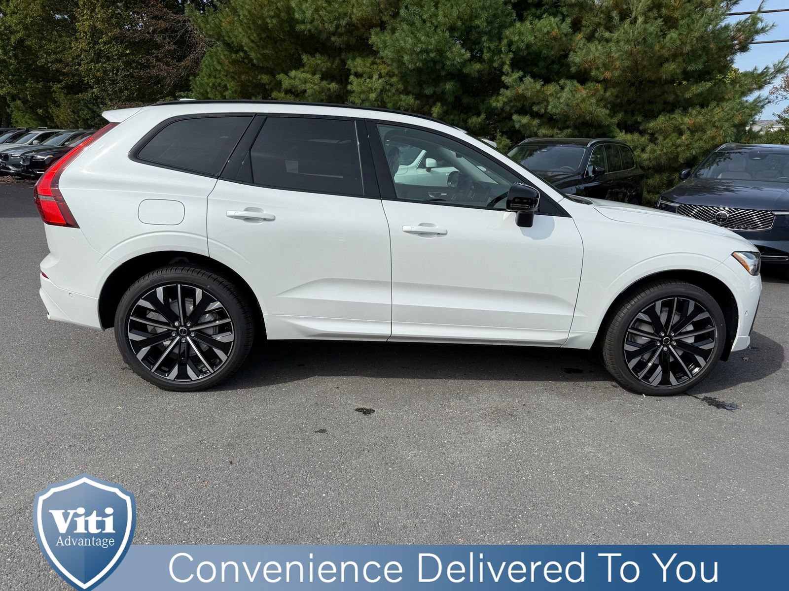 New 2026 Volvo XC60 B5 Ultra w/ Protection Package Premier image 9