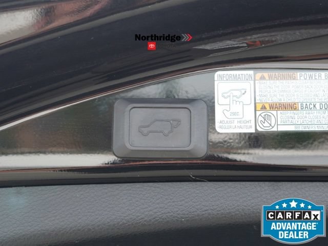 Used 2017 Toyota RAV4 Limited AWD/4WD image 39