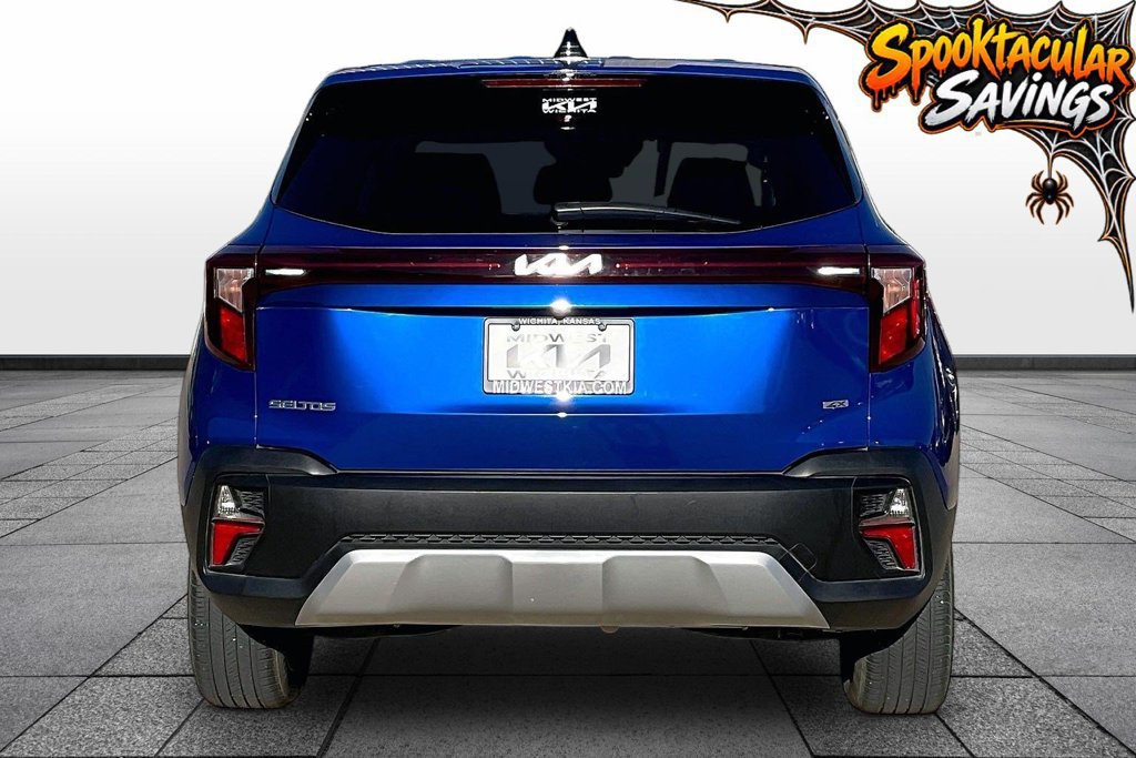 Used 2024 Kia Seltos LX AWD/4WD image 4