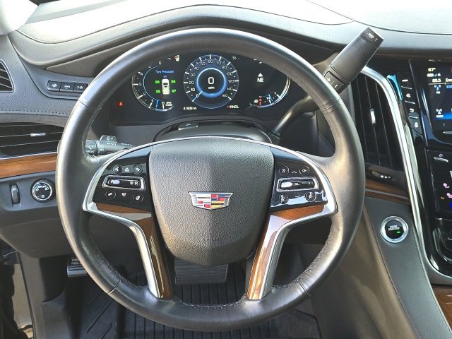 Used 2019 Cadillac Escalade ESV Luxury w/ Escalade Sport Edition image 23