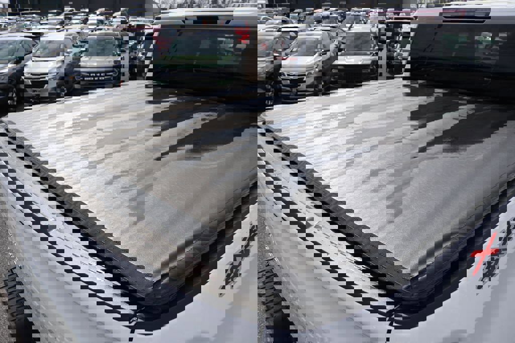 Used 2022 Chevrolet Silverado 1500 LT image 8