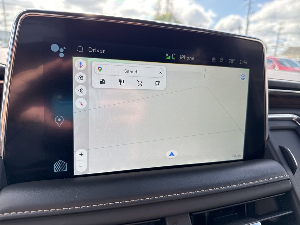 Used 2023 Chevrolet Suburban Premier image 24