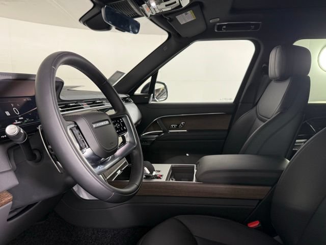 Used 2025 Land Rover Range Rover SE AWD/4WD image 33