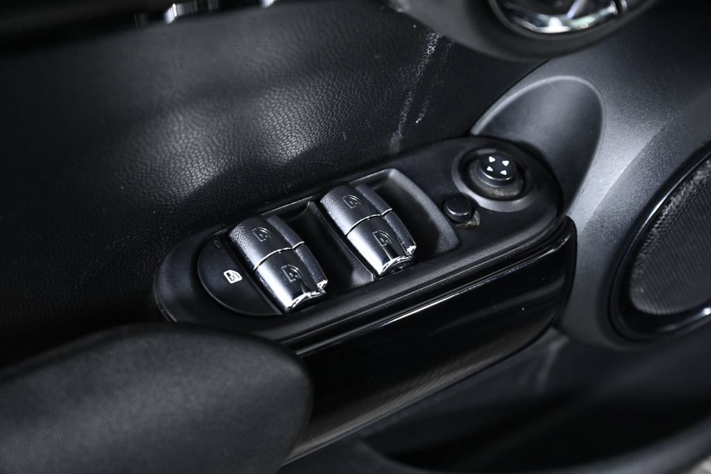Used 2019 MINI Cooper S FWD image 24