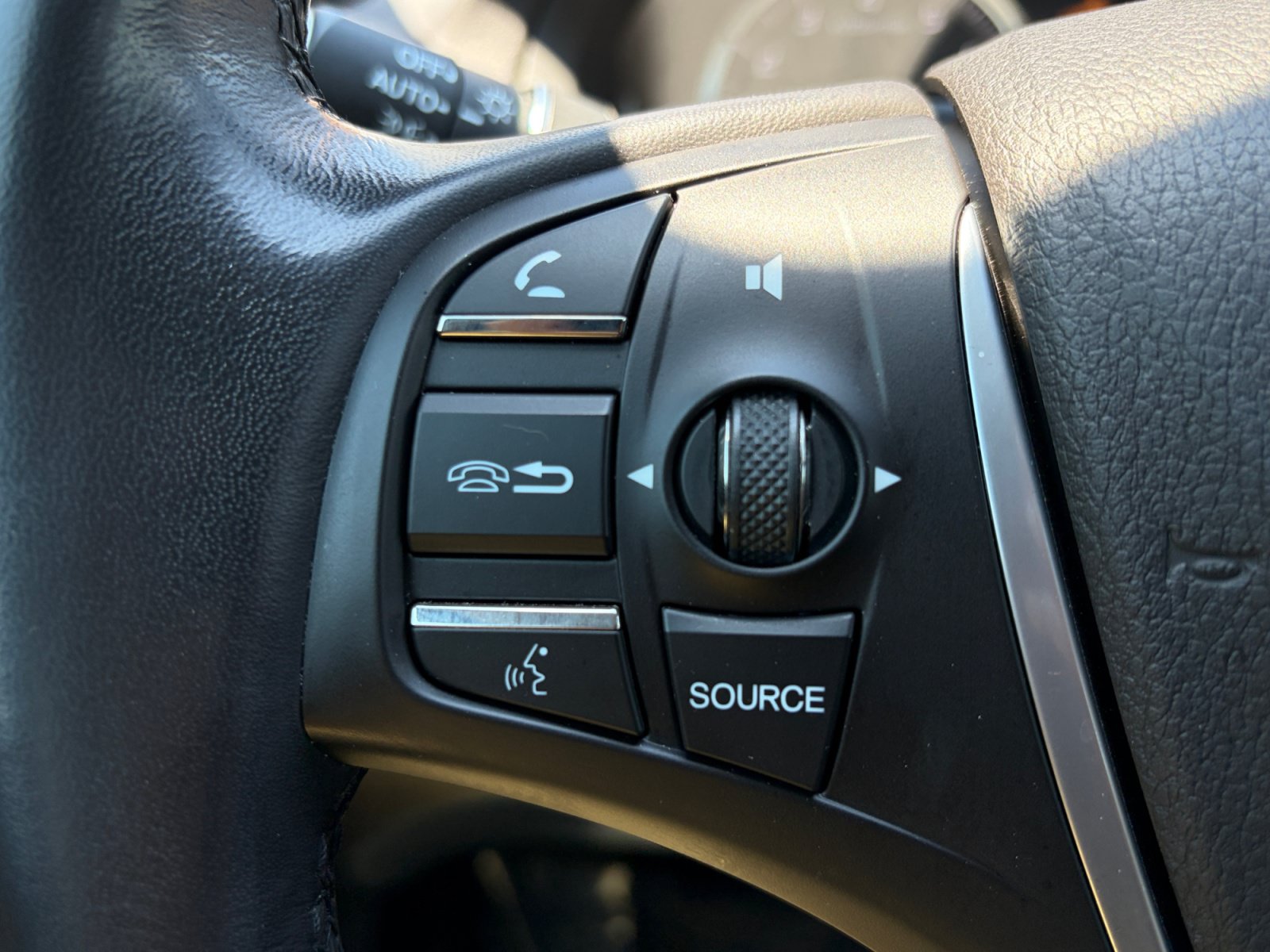 Used 2018 Acura TLX V6 SH-AWD image 20
