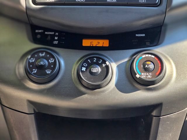 Used 2012 Toyota RAV4 FWD w/ Value Pkg image 26