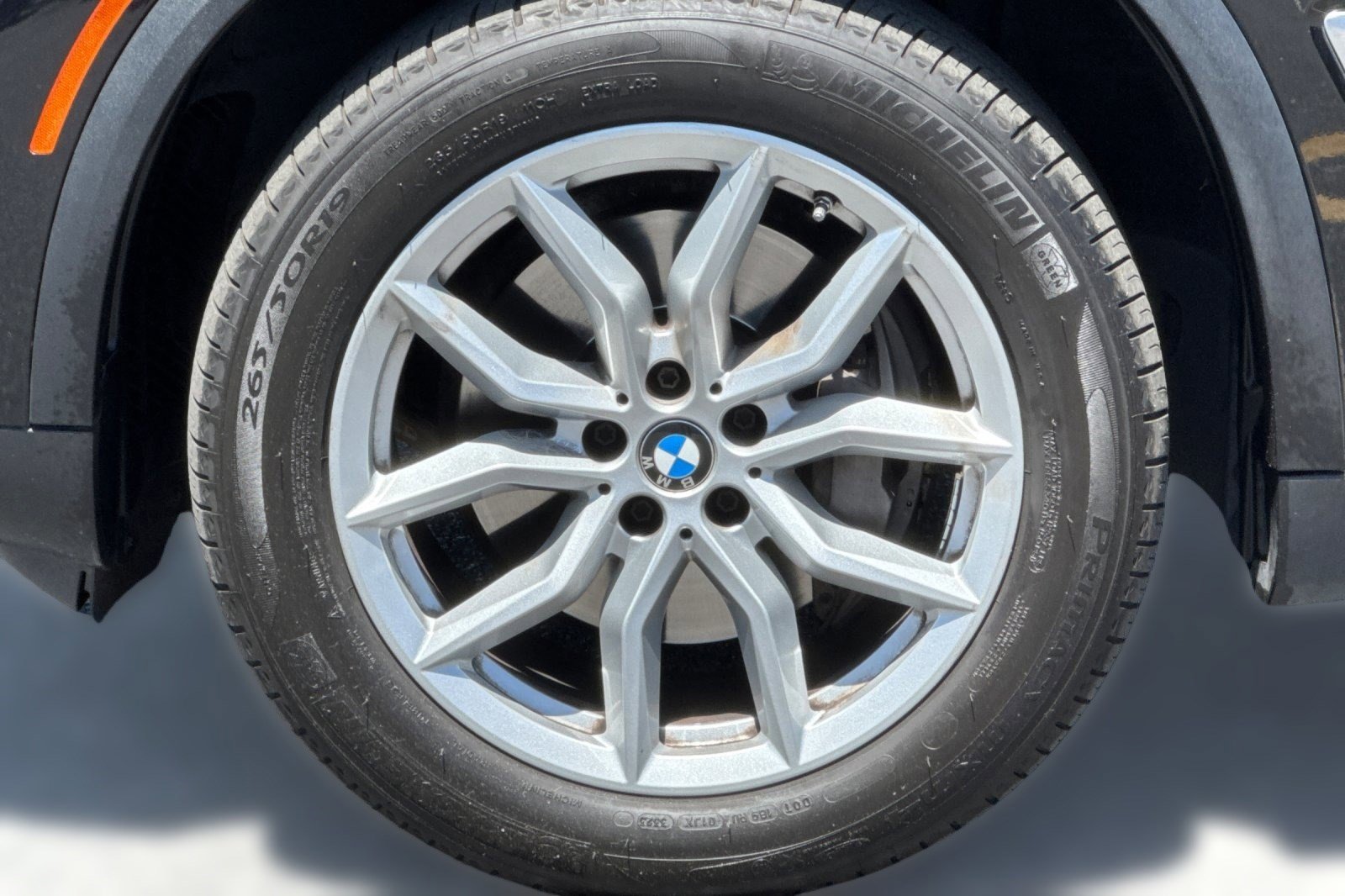 Used 2021 BMW X5 xDrive40i w/ Premium Package AWD/4WD image 12