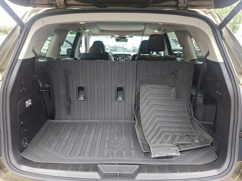 Used 2024 Subaru Ascent Onyx Edition image 27