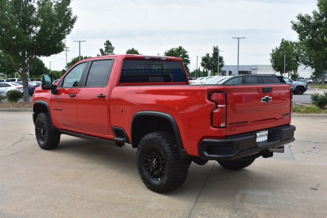 New 2026 Chevrolet Silverado 2500 ZR2 w/ LPO, Dark Essentials Package AWD/4WD image 9