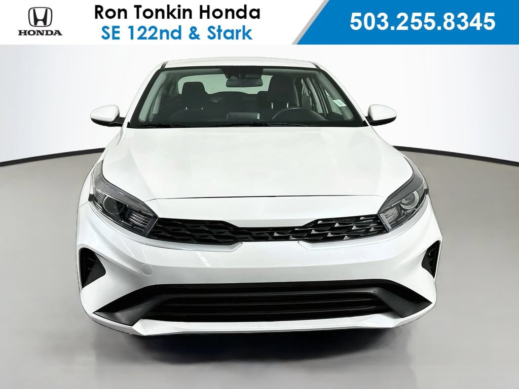 Used 2024 Kia Forte LXS FWD image 3
