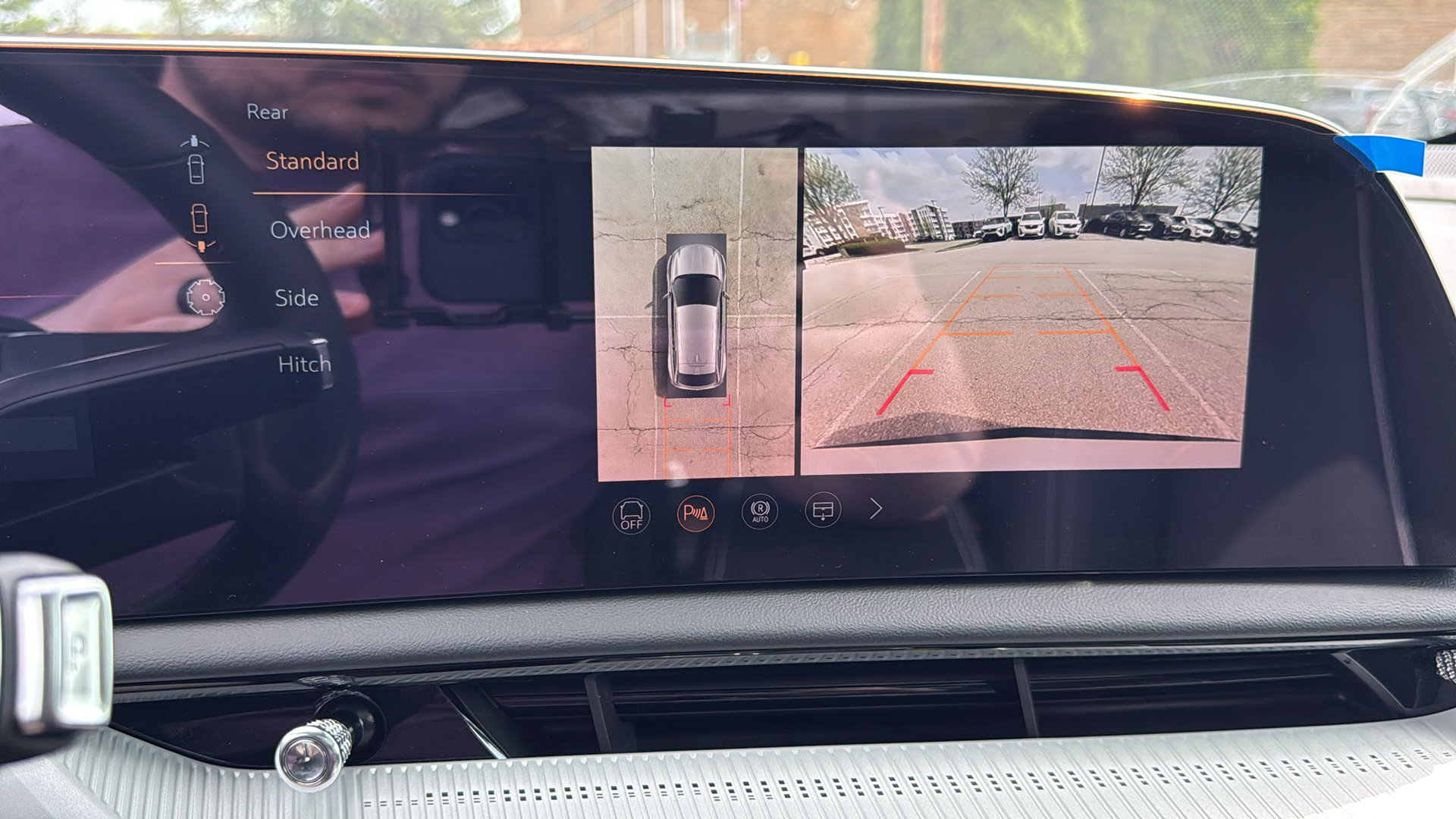 New 2026 Cadillac Optiq Sport 2 w/ LPO, Floor Liner Package AWD/4WD image 20