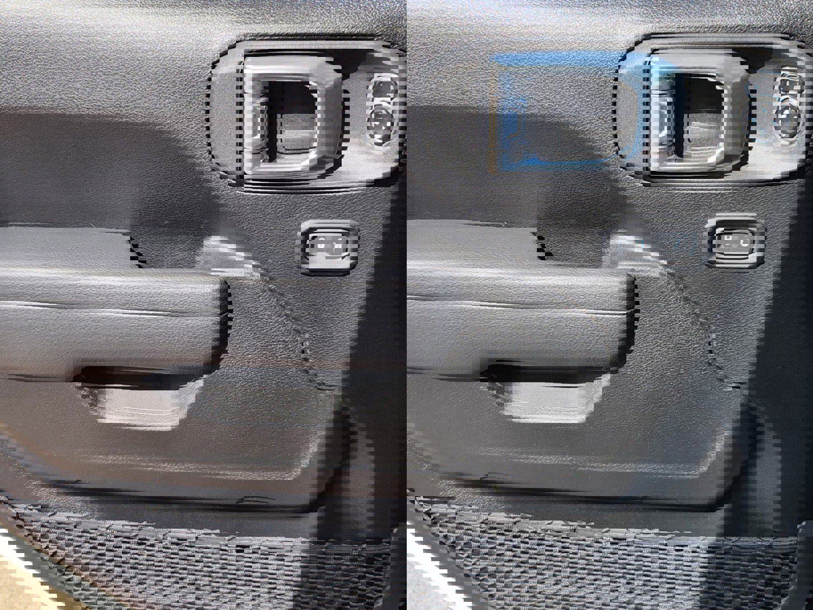 New 2025 Jeep Wrangler Unlimited Sport image 23