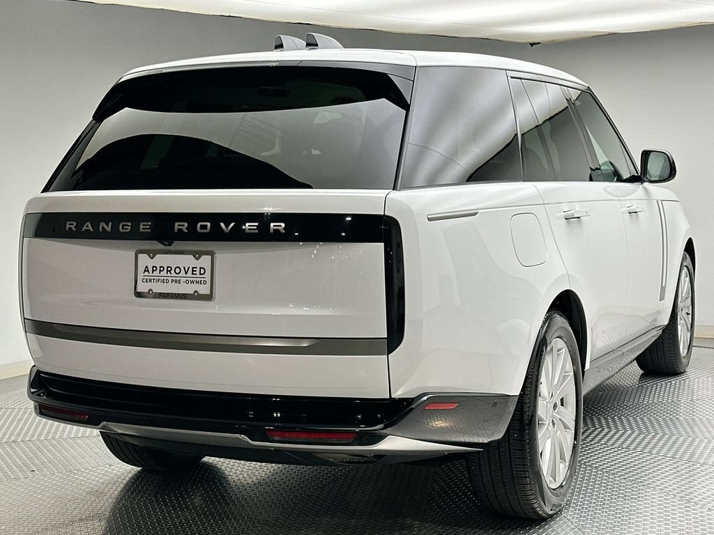 Certified 2025 Land Rover Range Rover SE AWD/4WD image 13